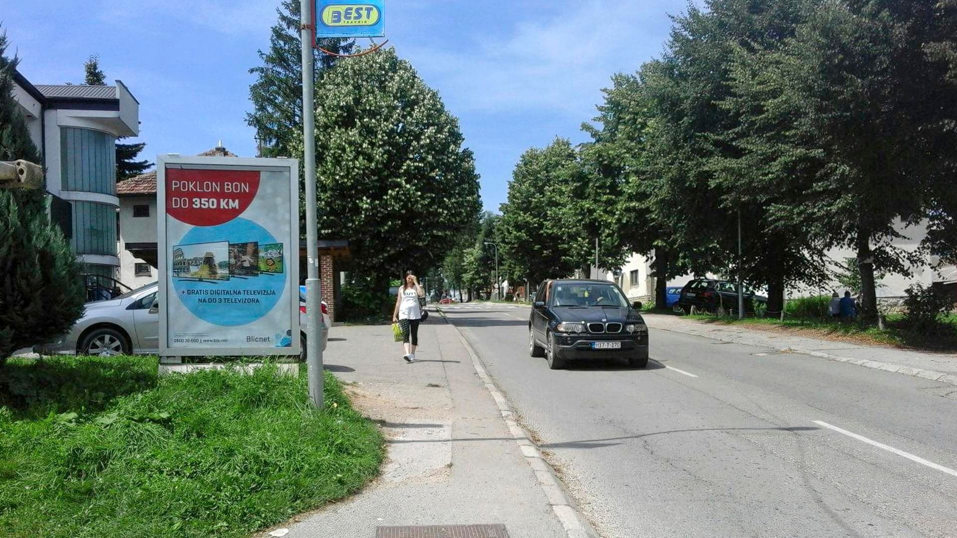 City light — Centar, kod Tropic marketa, prema Opštini, Kneževo