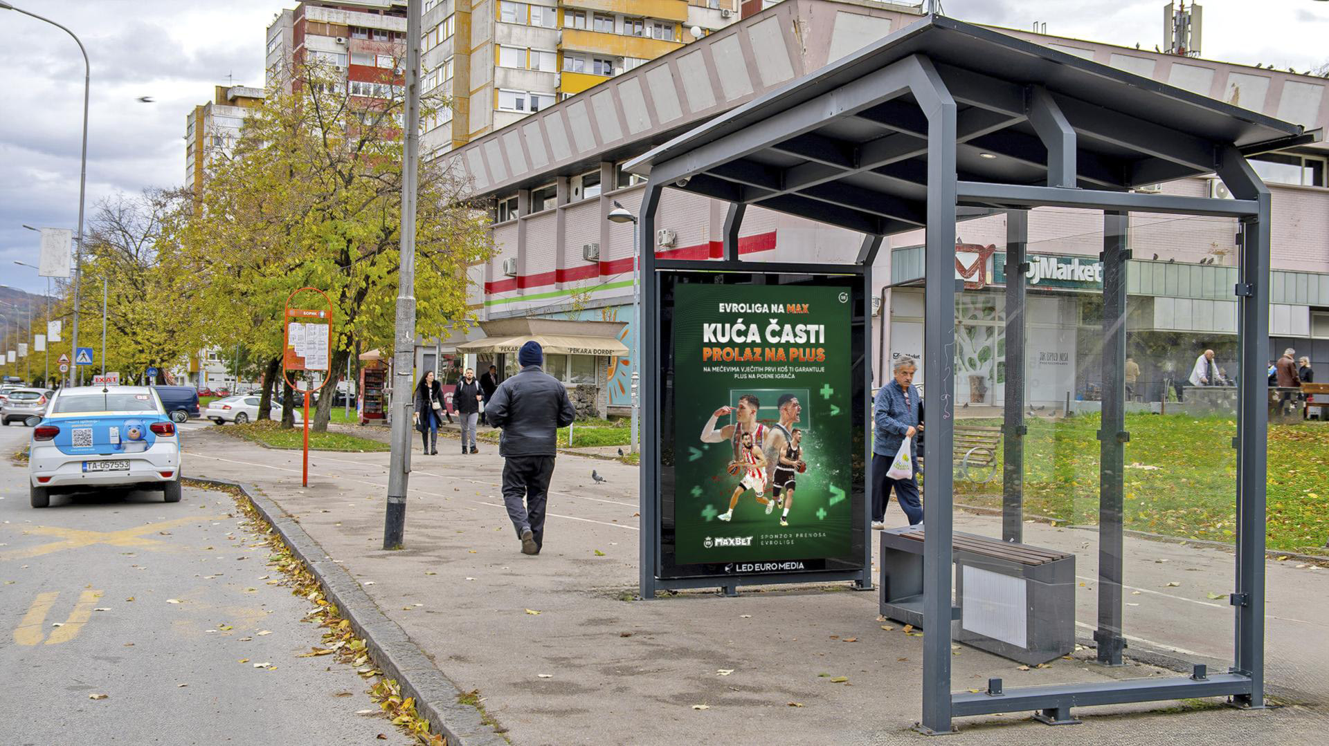 Borik, Bulevar vojvode Živojina Mišića, mojMarket
