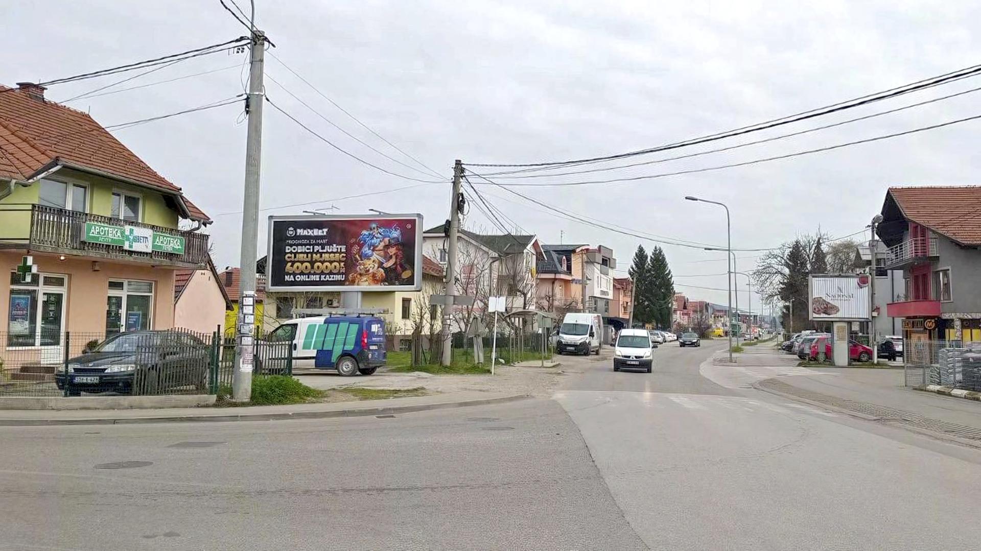 Zalužani, kod TC Centrum, prema Laktašima