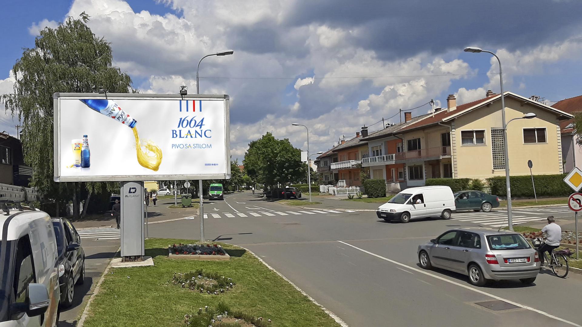 Centar, nadvožnjak, raskrsnica kod Tropic marketa