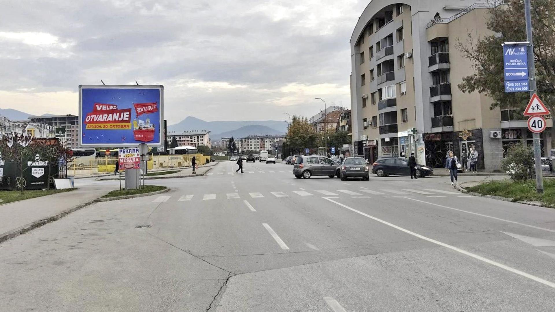 Autobuska stanica, prema TC TOM