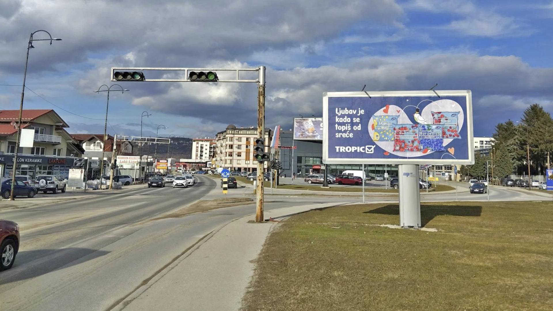 Raskrsnica kod Supermarketa Đurić, prema aerodromu