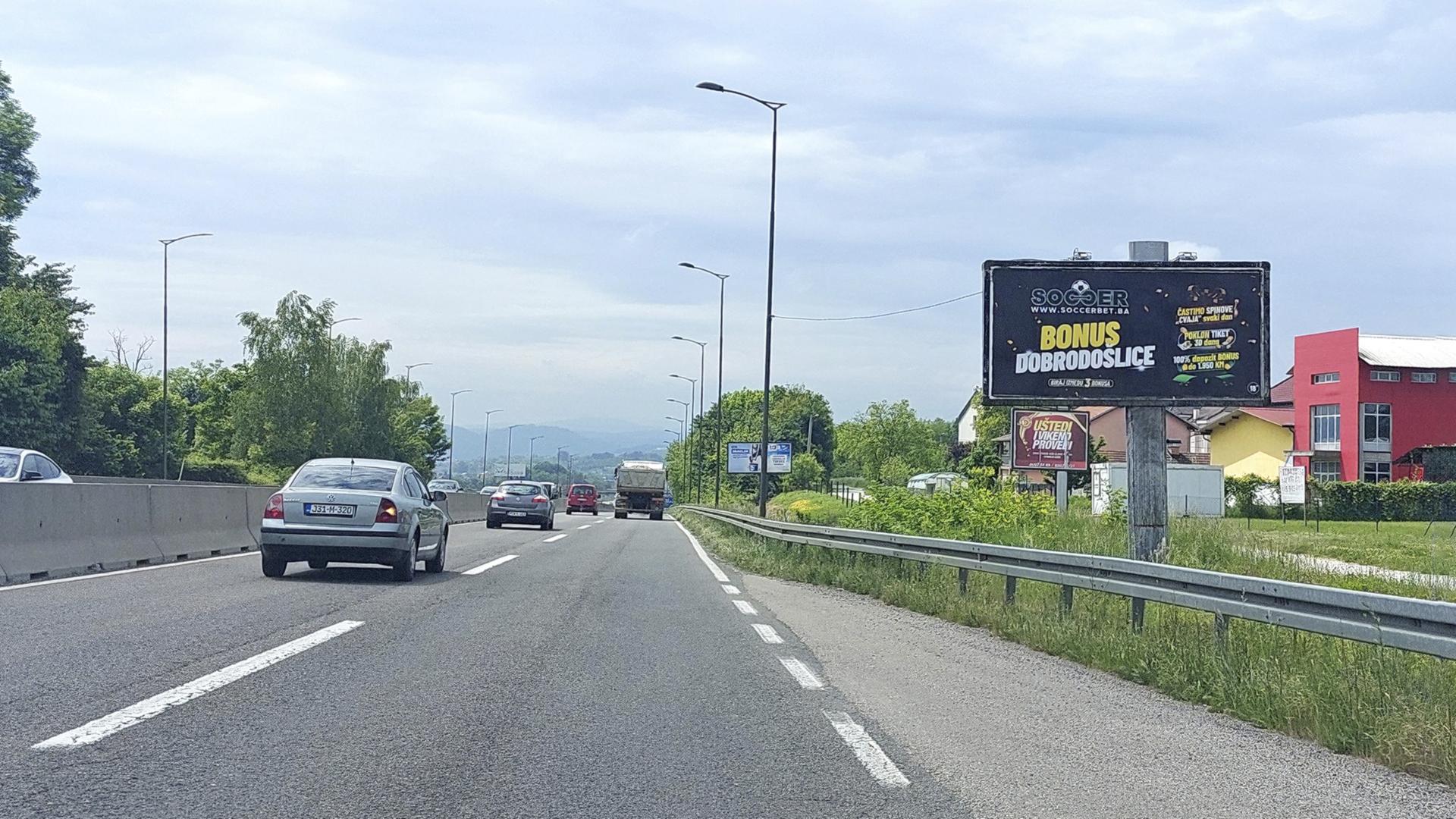 Zapadni tranzit, kod špedicije Ciambella, prema centru